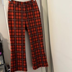 Plaid cropped wool pants. Size 0
